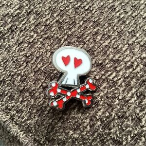Disney Minnie Mouse Sugar Skull Skull And Crossbones Trading Pin Authentic (P)